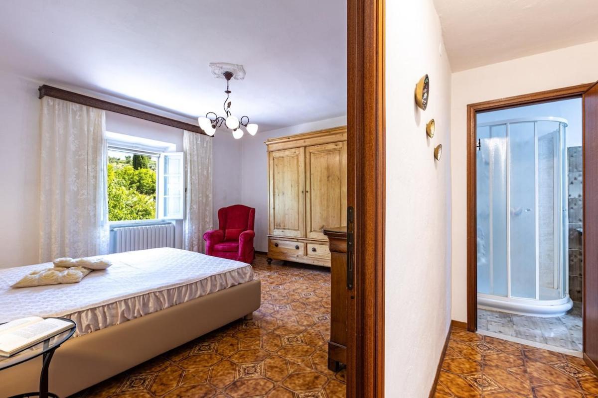 Vila Casa Damiano Chianni Exteriér fotografie